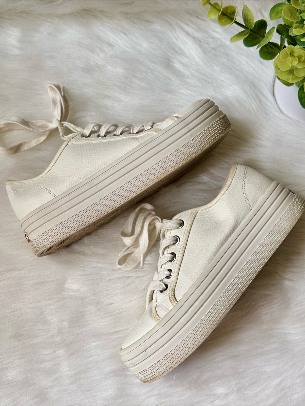 Steve Madden Bobbi30 White Platform Lace-Up Sneakers Size 7M Chunky Casual Shoes - Picture 4 of 11